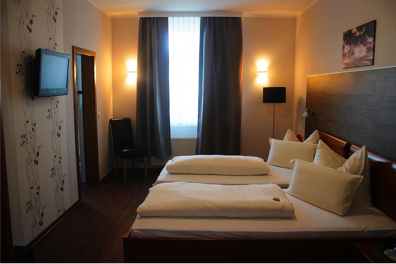 Hotel Am Vogelsang Gevelsberg Buitenkant foto